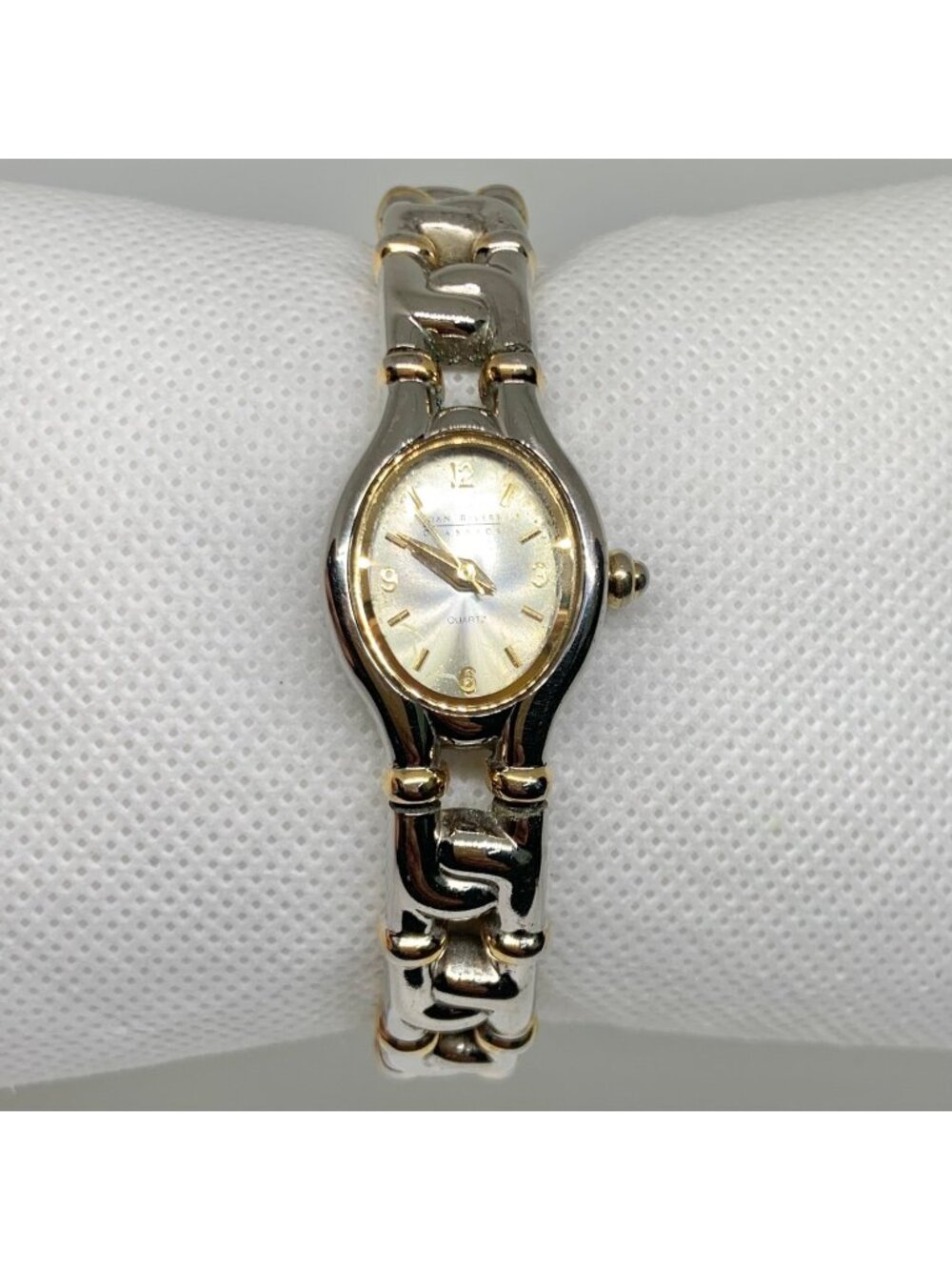 Vintage Joan rivers classics cuff bracelet women’s watch two tone quartz running